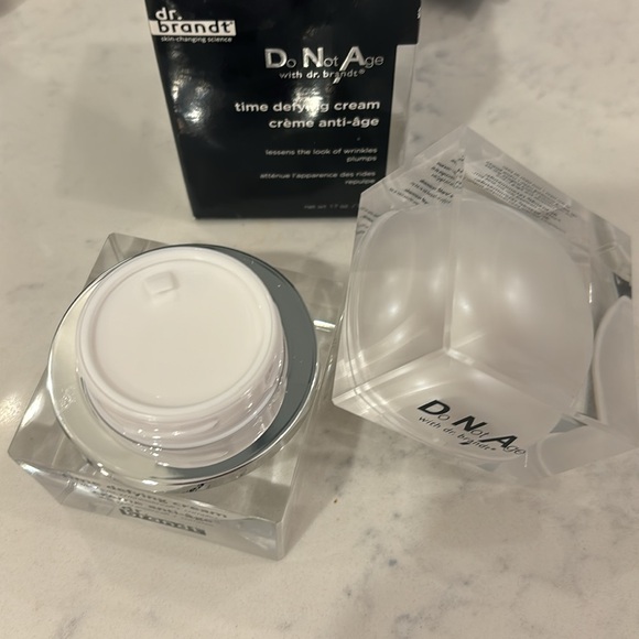 Do Not Age with dr.brandt time defying cream lessens look of wrinkles, plumps - Picture 2 of 2